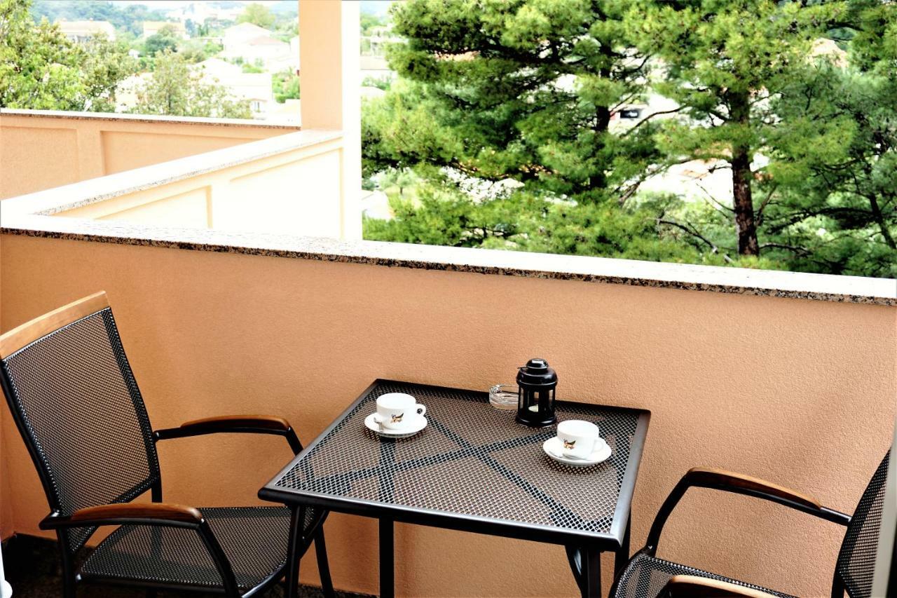Apartment And Rooms Milak ラブ エクステリア 写真