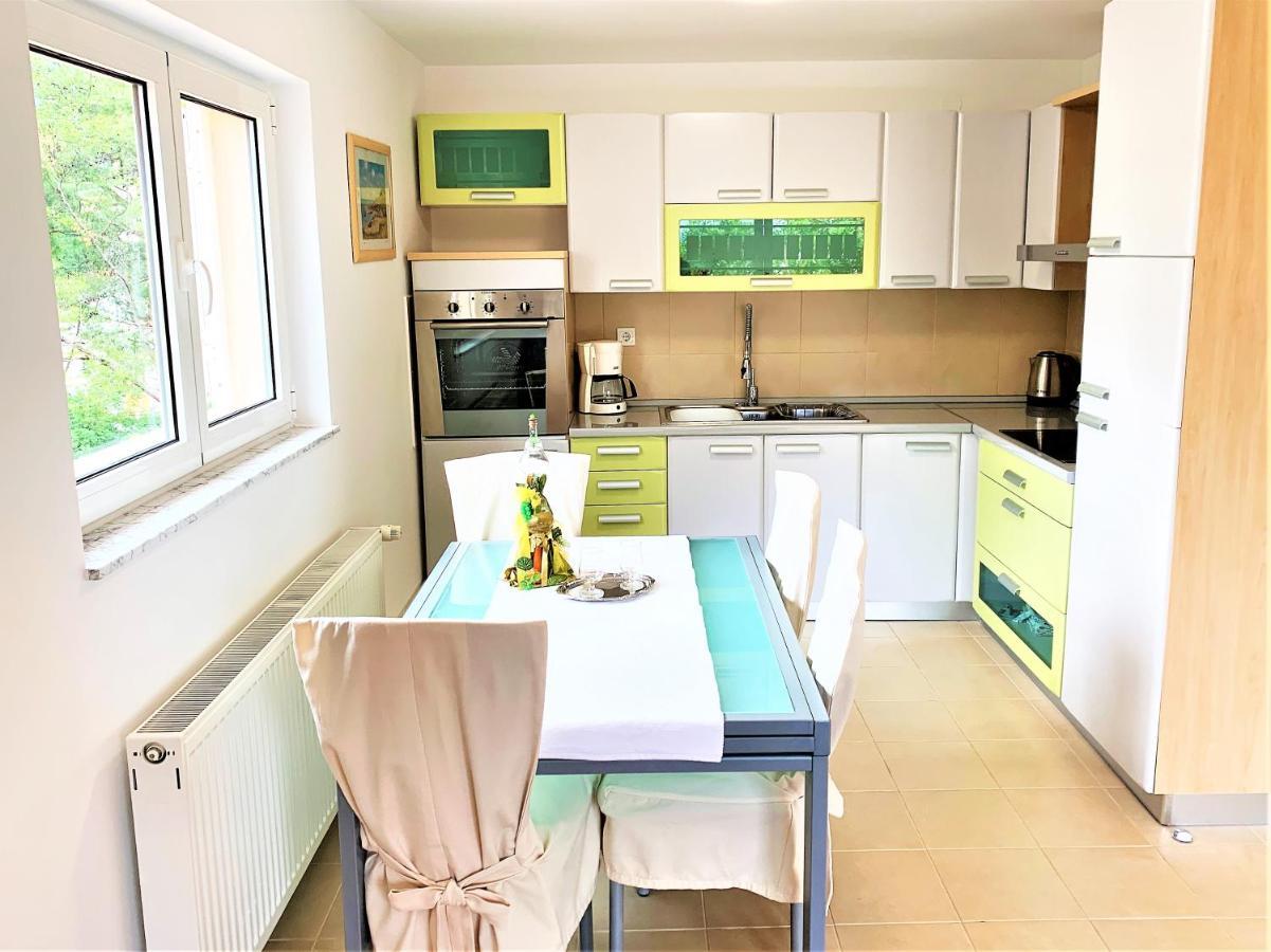 Apartment And Rooms Milak ラブ エクステリア 写真